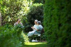 Alumni enjoying afternoon tea in the Senior Members' Garden